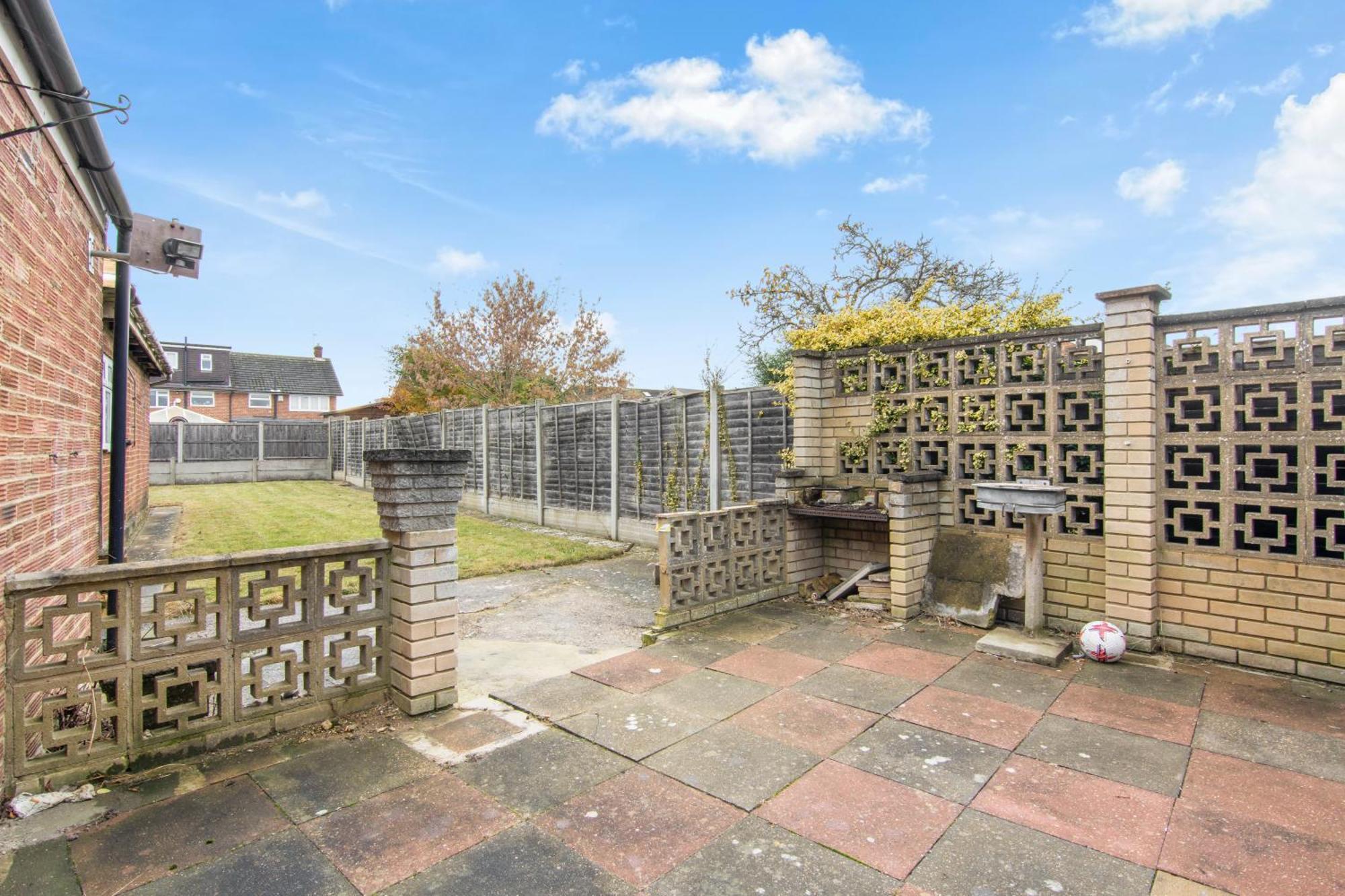 Onsitestays - Spacious 3 Bed House With Garden, Wifi & 4 Plus Parking Gravesend Exterior photo